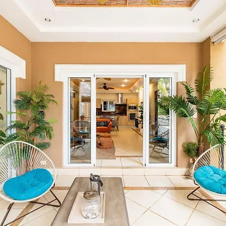Playa Palapa~Steps From The Ocean! Apartment
